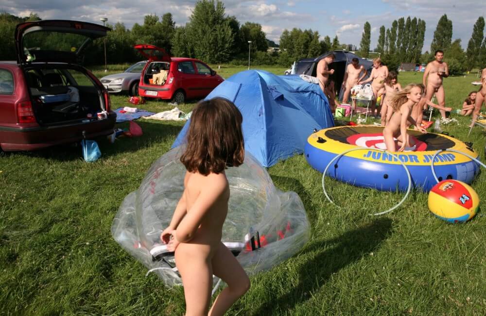 FKK Camp Day Two big gallery - Nudism promotes inner happiness