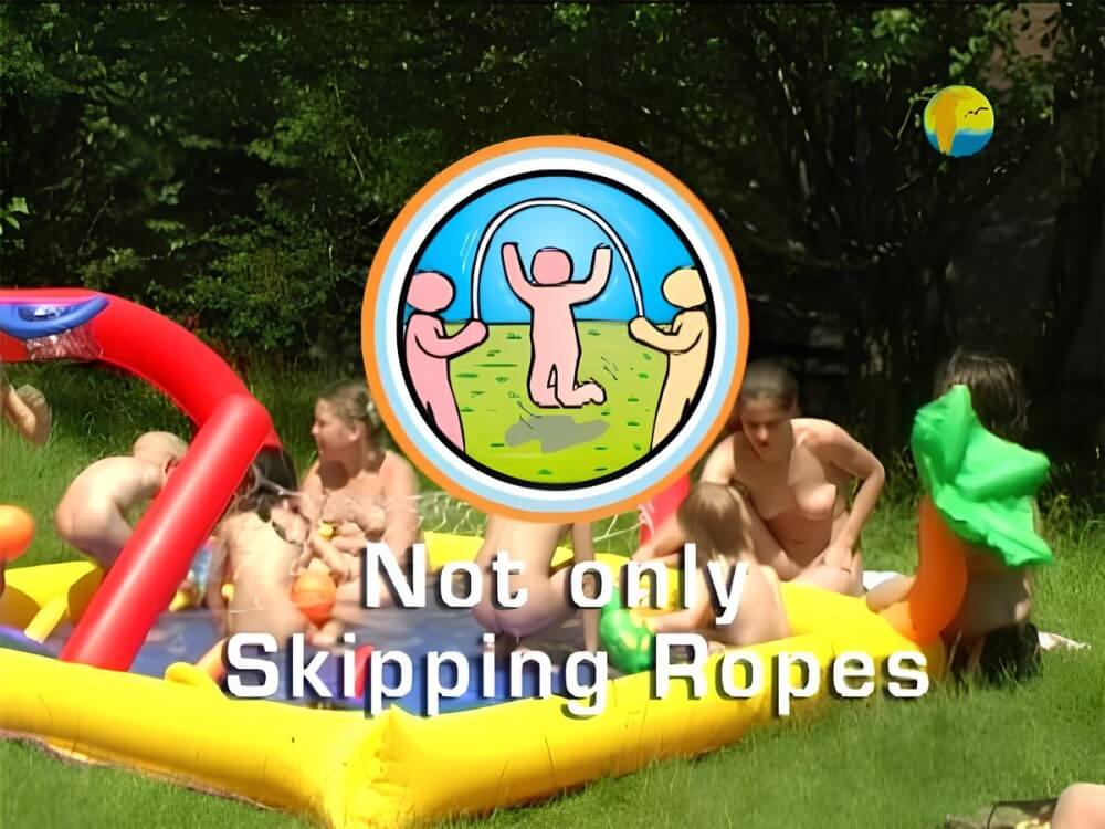 Naturist Freedom: Not only Skipping Ropes - Simplicity and naturalness are valued in nudism