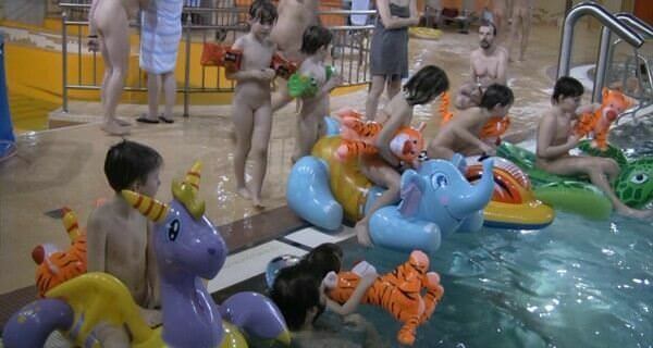 Indoor water runners 1 Full HD video - Ideological Supporters of the Movement