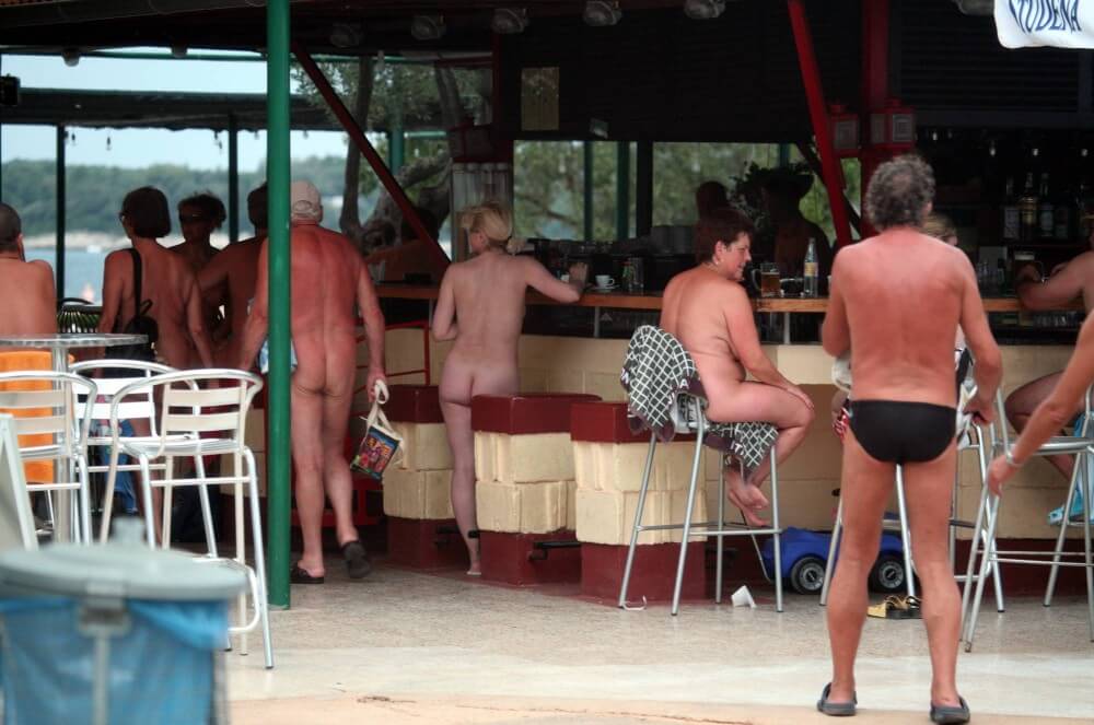Outdoor diner view - Melting under the scorching sun, I sunbathe naked