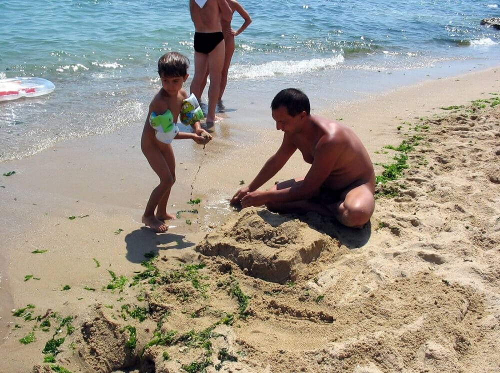 Bulgarian Sandy Paint Over - Supporters of naturism live in harmony with nature