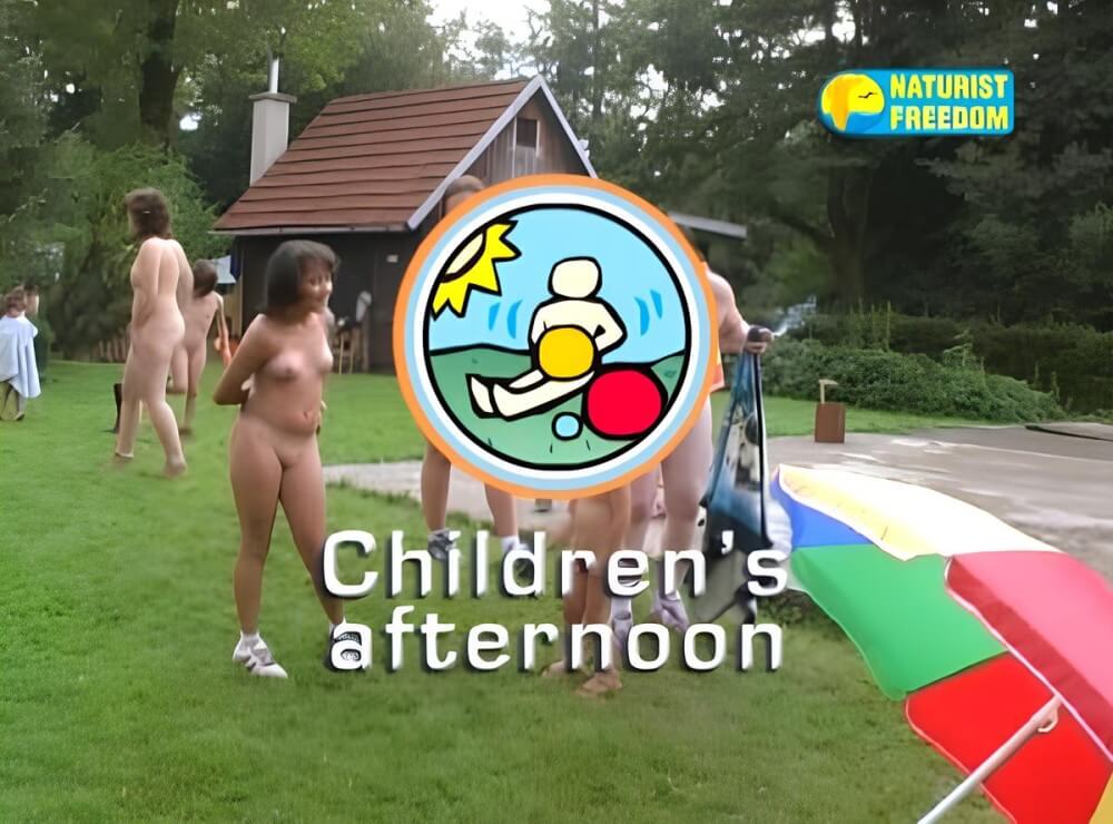 Naturist Freedom - Chi. Afternoon online version - Nudity in naturism is a way to experience freedom and harmony