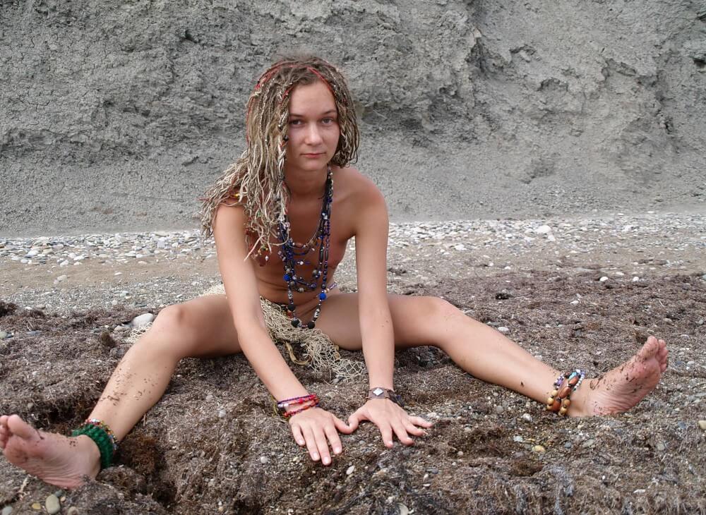 Naturists Rocky Stream Pixie Girls photos - A Private Club for Nature Lovers