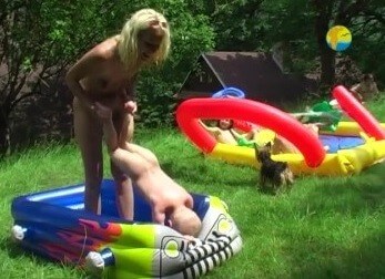 Naturist Freedom: Not only Skipping Ropes - Nature provides inspiration and energy for the practice of naturism and nudism