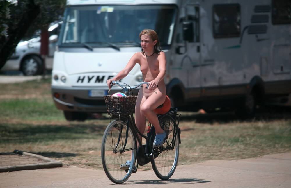 Leaving the Outdoor Site pics - Nudity helps you feel free