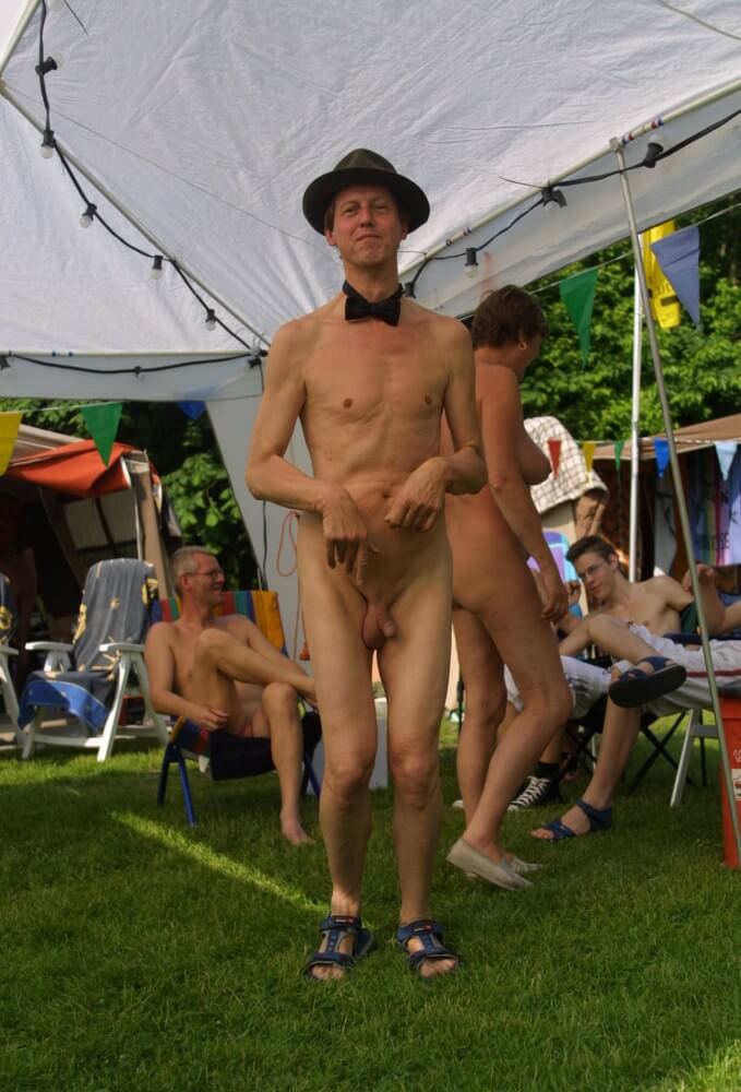 Holland Show and Relaxation - Naturism encourages sincerity and honesty regarding the body