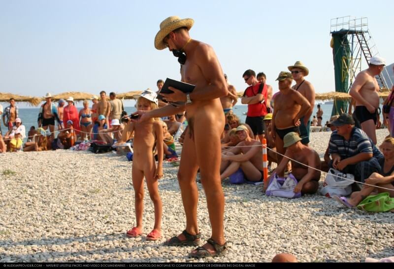 Naturist Pageant Line Up photos - She appeared completely naked
