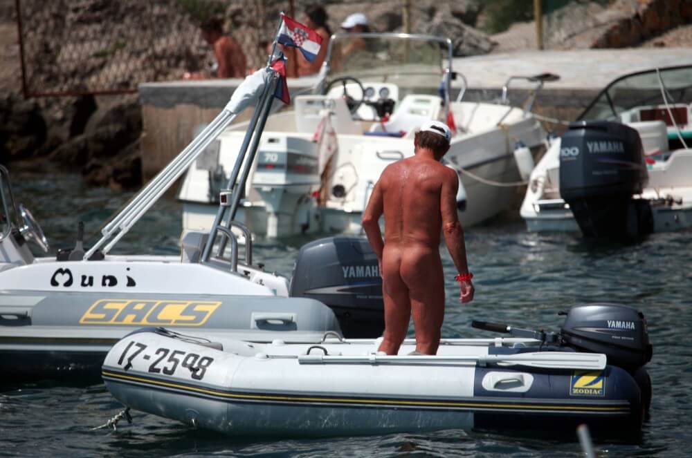Boating and Floater Waters pics - Naturism as the meaning of life