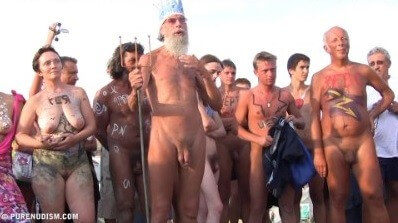 Cool Day At The Beach 5 - Promoting nudism to the masses