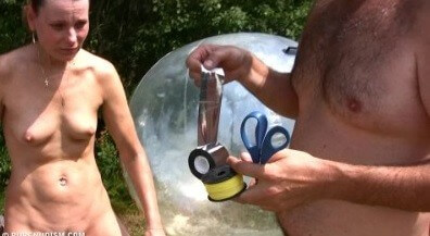 Daytime family picnic # 1 - The Impact of Naturism on Physical and Psycho-Emotional Health