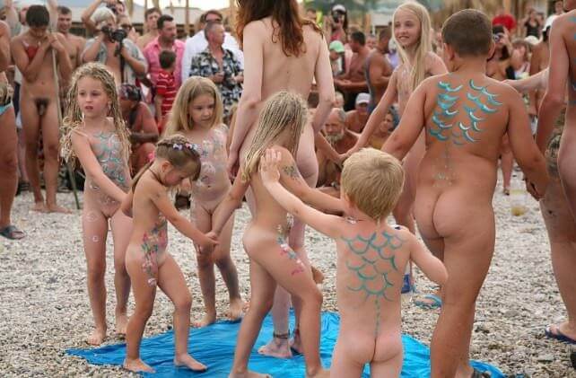 Large photo gallery nudism - Wearing less clothing is fashionable