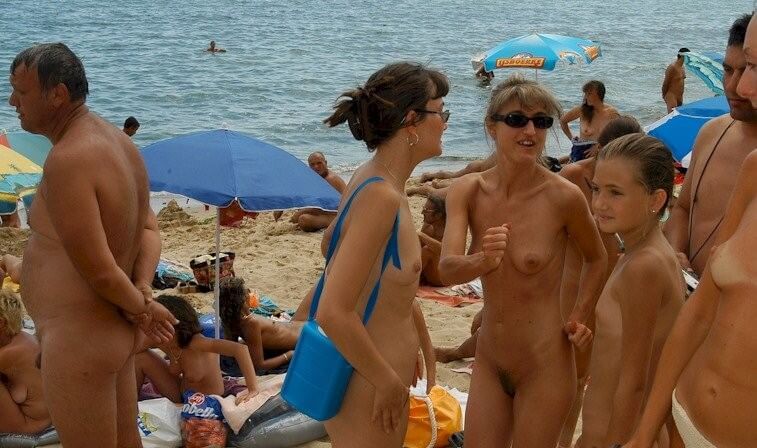 Documentary video naturism 1999 - Ethical Principles of the Nudist Community