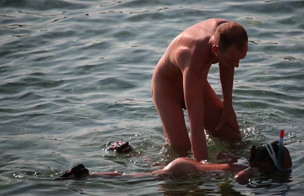 Father Floats His Daughter pics - Down with Shame—Become a Nudist