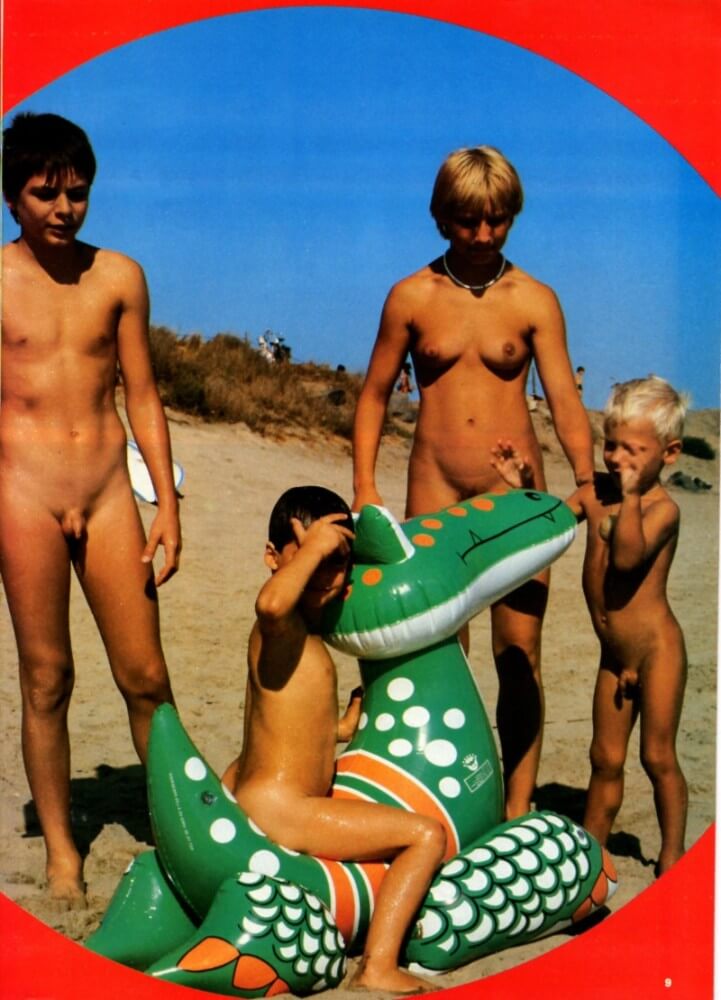 Jung und Frei Nr 15 - Nudism fosters trust and mutual understanding