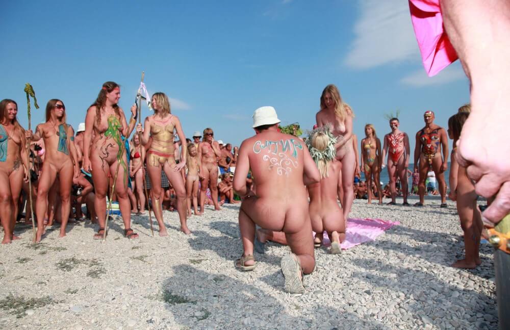 Naturist Boy Sun Warrior pics - Nudity as a natural aspect of human life