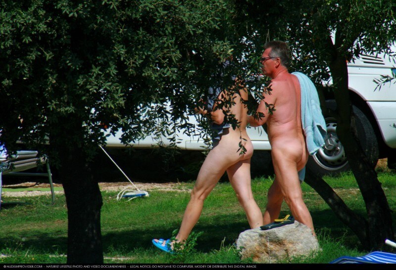 A Quick Swim In The Lake-Avilia Big gallery - The equality of body and spirit is an important idea in the practice of nudism and naturism
