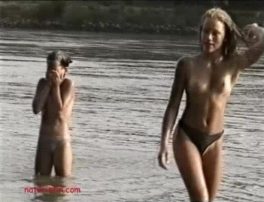 Naturistin: Dirty Girls - Social Nudism Around the World