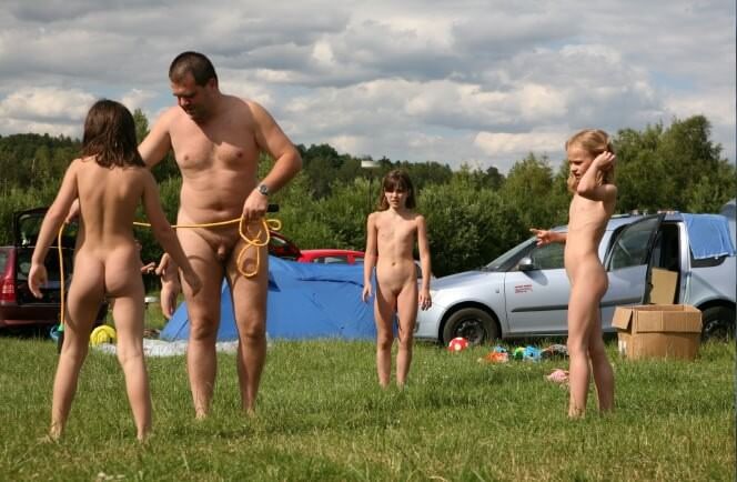 Naturism photo gallery # 38 - Stereotypical perceptions of nudists