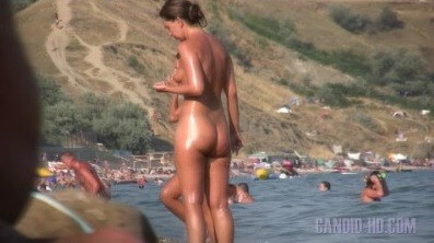 Candid HD Beach adventures Full HD - Peace and tranquility are goals for those who choose nudism and naturism