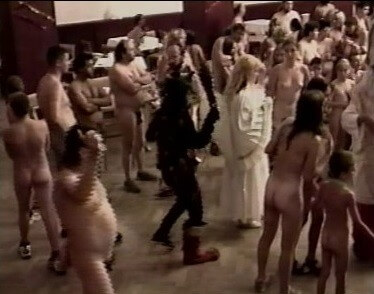 Enature - Christmas Kinder Spiele - The equality of body and spirit is an important idea in the practice of nudism and naturism