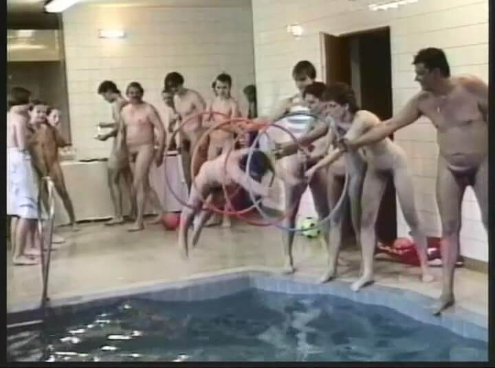 Helios Natura: Gong Hotel Pool Party - Freedom of choice is important for anyone who wishes to become a naturist