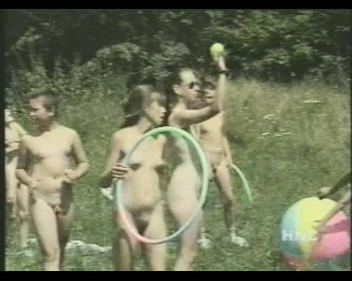 Helios Natura: Nudi Youth Weekend - Nudism is based on naturalness and openness